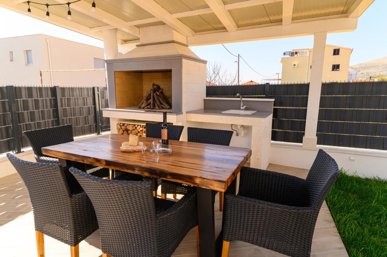 Hygge Boutique Apartment Traù Esterno foto